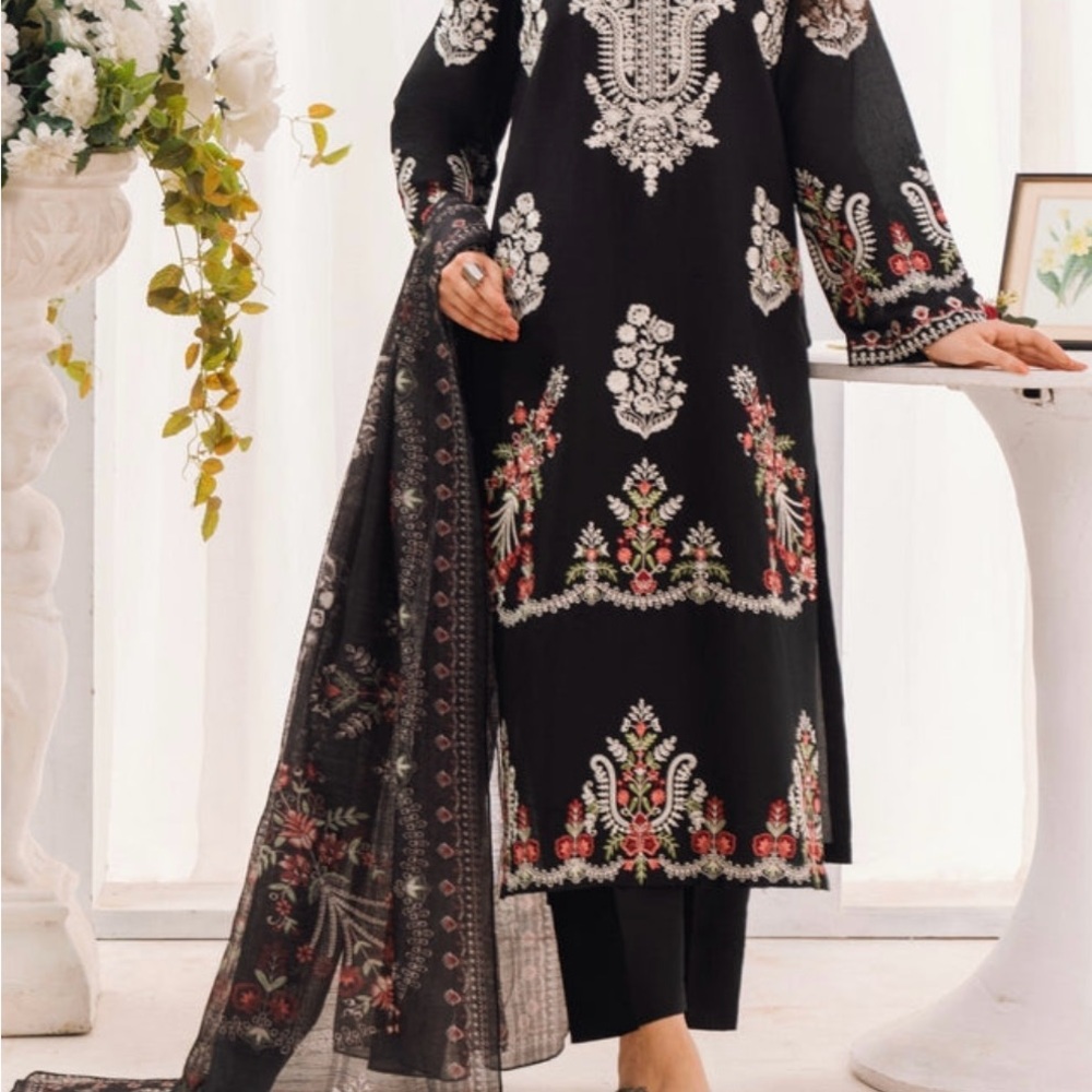 Elegant Black Embroidered with Floral Patterns khaddar fabric Pakistani dress
